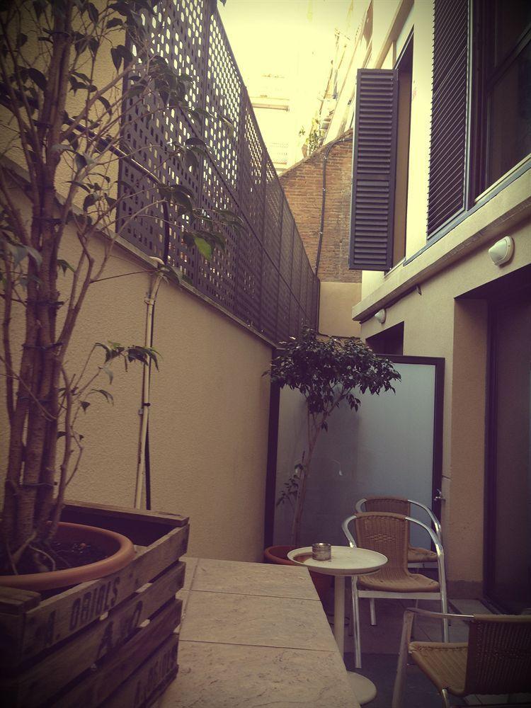 Don Moustache Boutique Hostel Barcelona