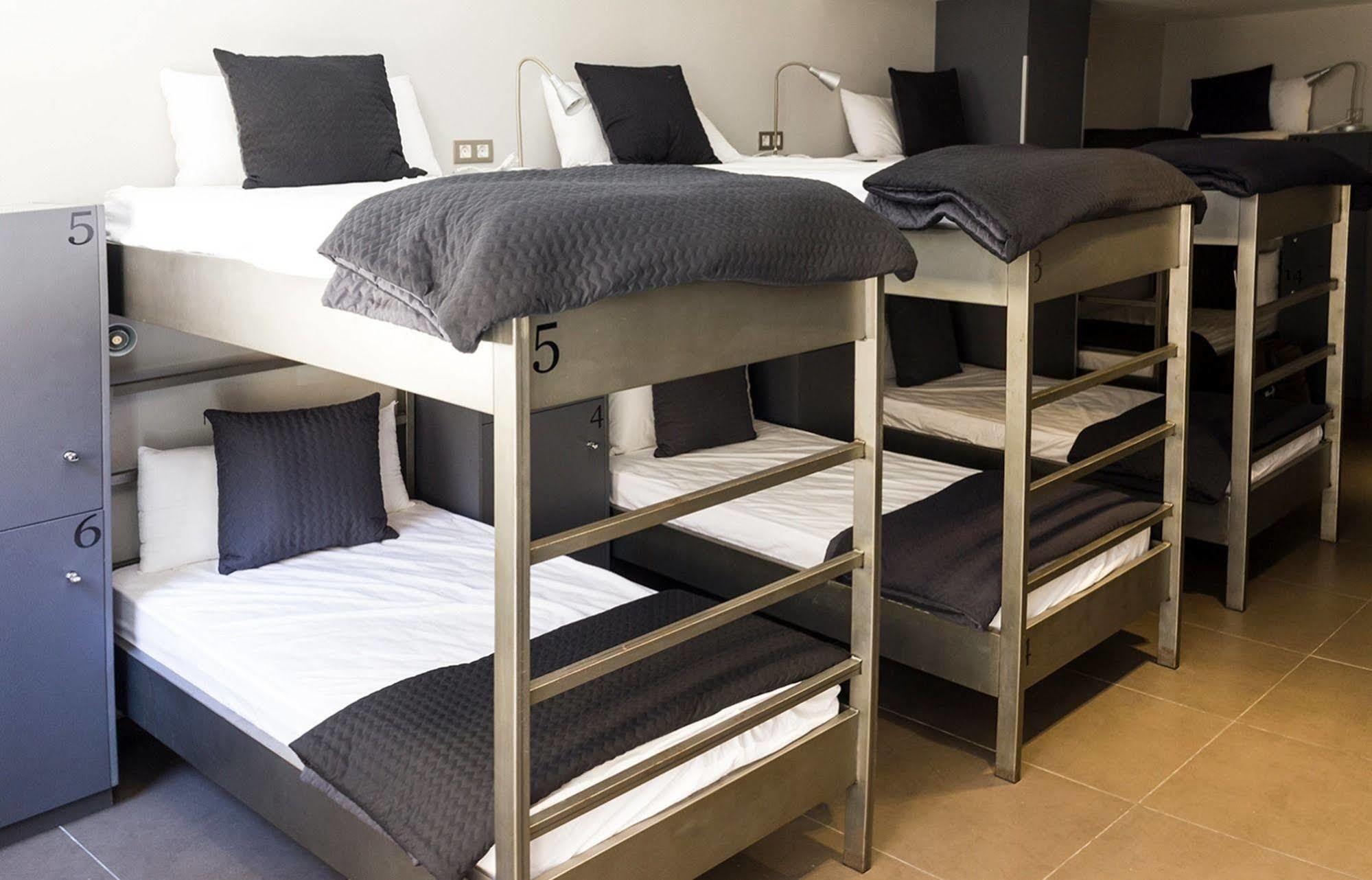 Hostel Don Moustache Boutique *